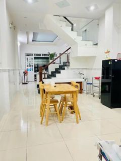 Bán nhà hẻm Đường 185 Phước Long B, hẻm 6m, 82.5m², sổ chính chủ, giá tốt